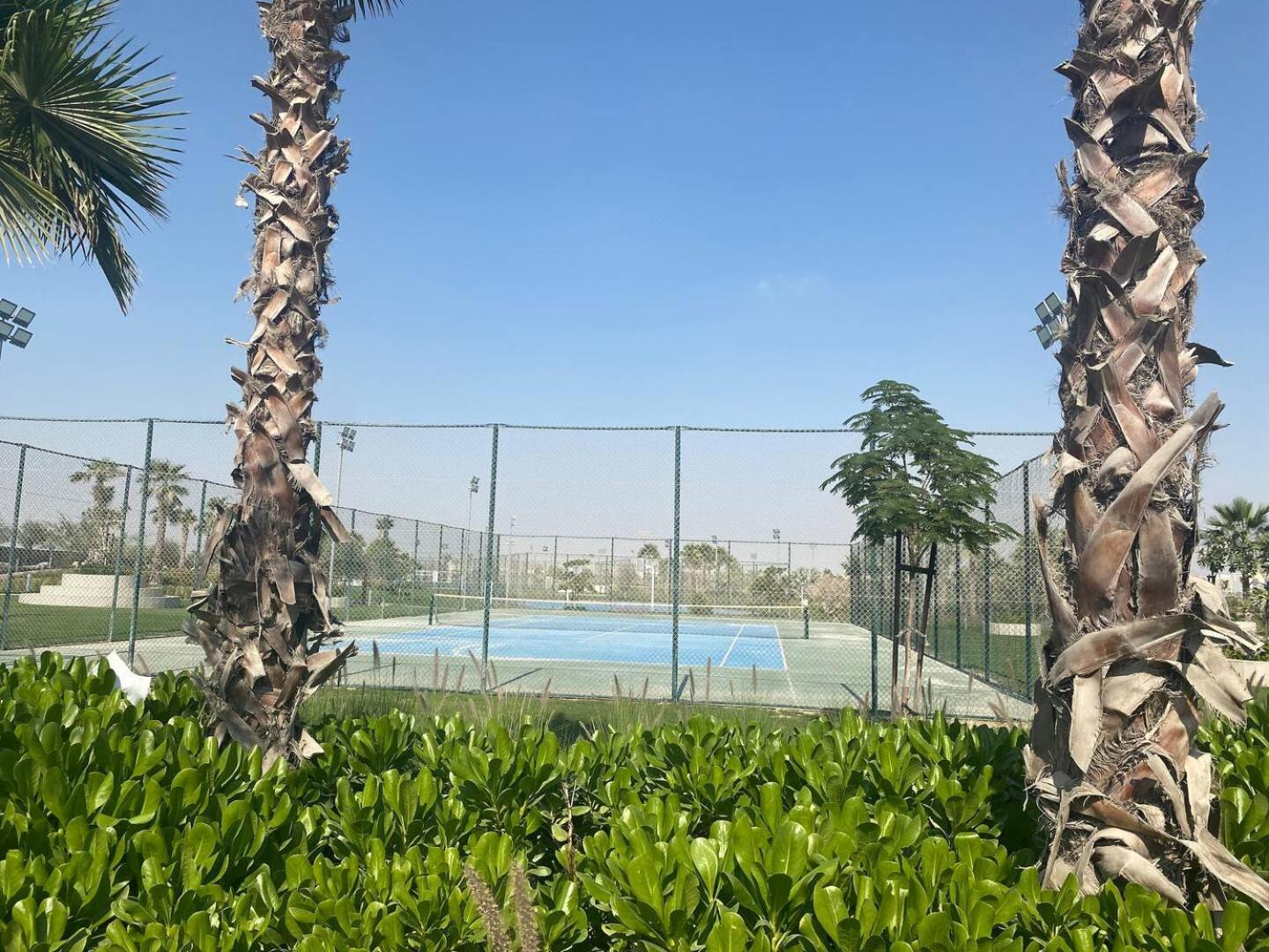 Villa Victoria Damac Hills 2 Family Retreat With Waterpark And Petting Farm Dubai Eksteriør billede